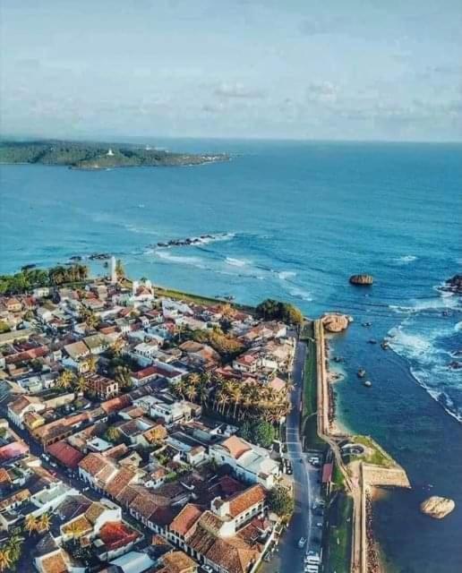 Oesis - Stylish Villa Steps From Historic Galle Fort Екстер'єр фото