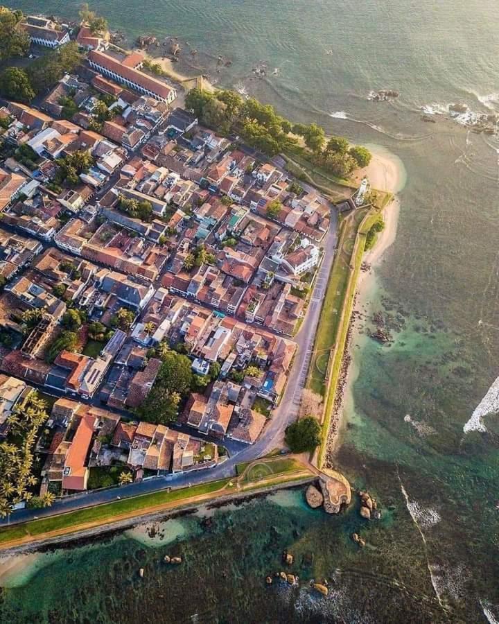 Oesis - Stylish Villa Steps From Historic Galle Fort Екстер'єр фото