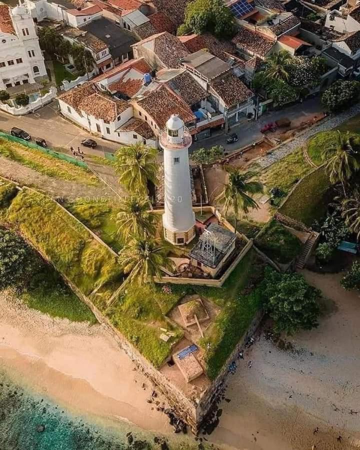 Oesis - Stylish Villa Steps From Historic Galle Fort Екстер'єр фото